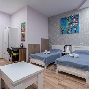 Art-gallery Avlabari Hotel Tbilisi