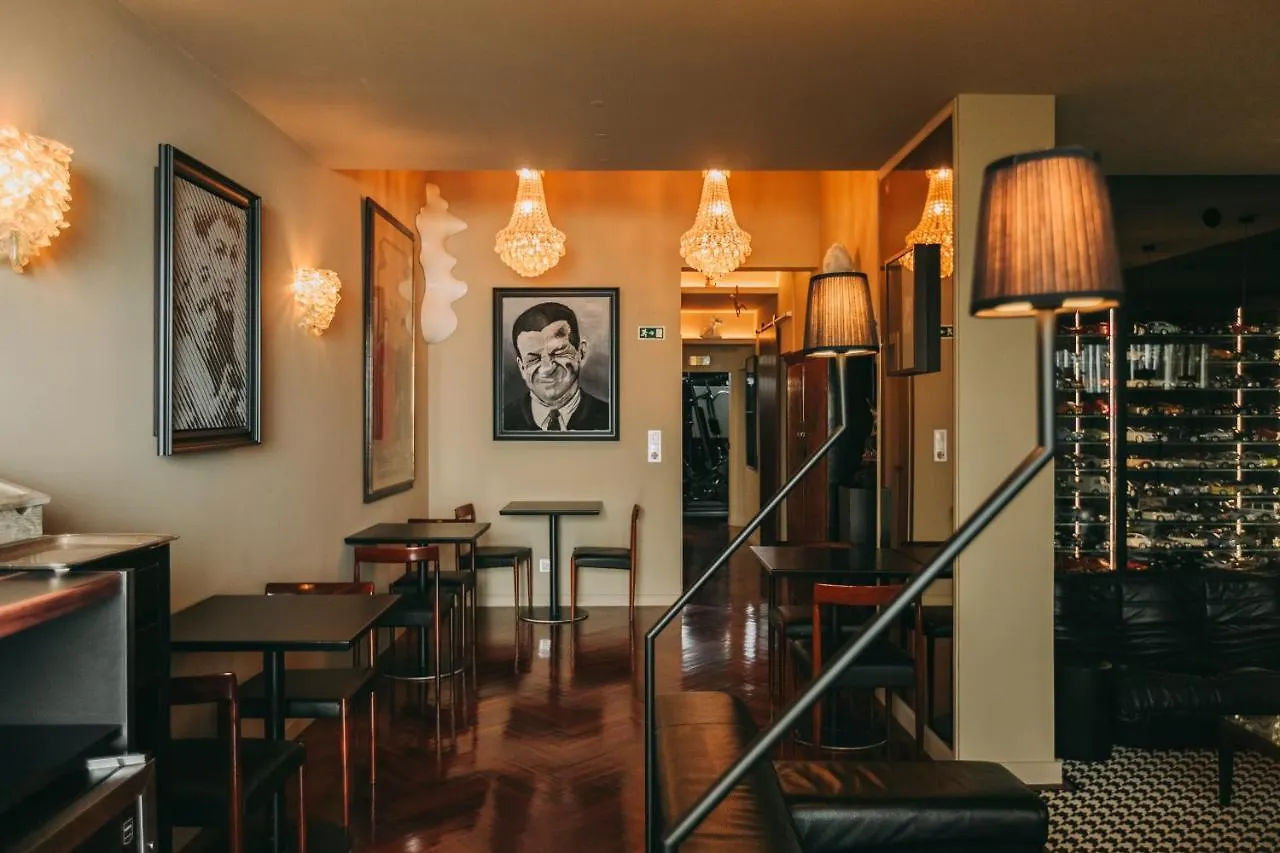 The Felix 10 Bed & Breakfast Lisbon